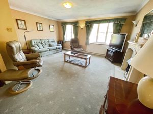 Lounge- click for photo gallery